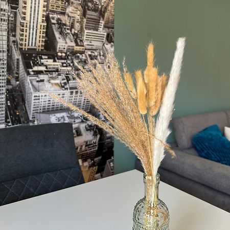 New-York Appartment, 2 Zimmer, Zentral Naehe Bahnhof Wilhelmshoehe Cassel Extérieur photo